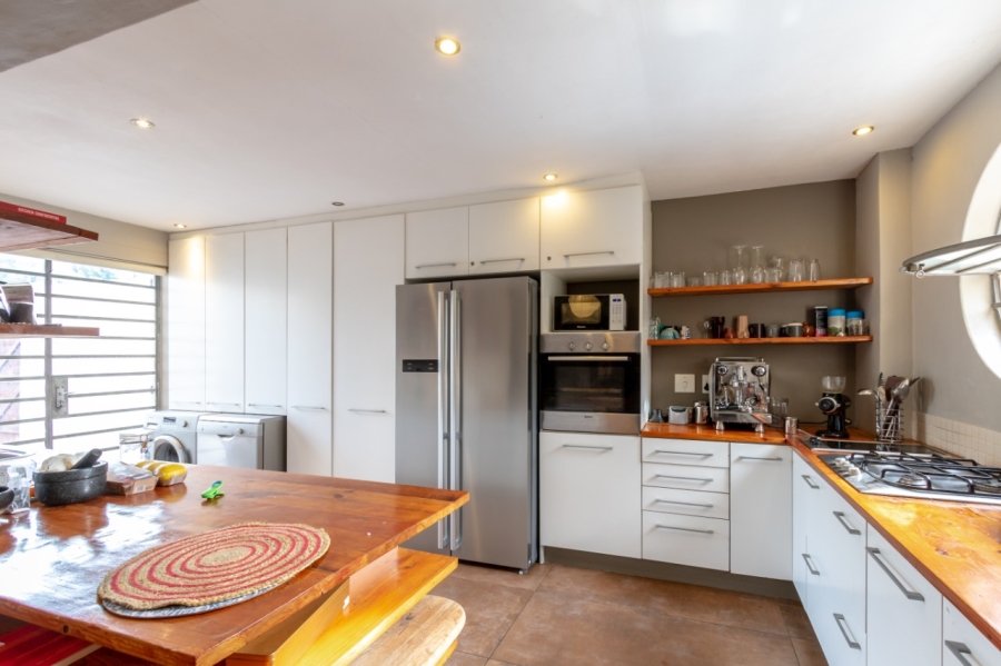To Let 3 Bedroom Property for Rent in Mowbray Western Cape